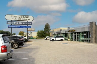 Plus de détails pour 10200-10236 L St, Omaha, NE - Industriel/Logistique à louer