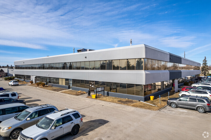 200 Rivercrest Dr SE, Calgary, AB à louer - Photo de l’immeuble – Image 3 sur 20