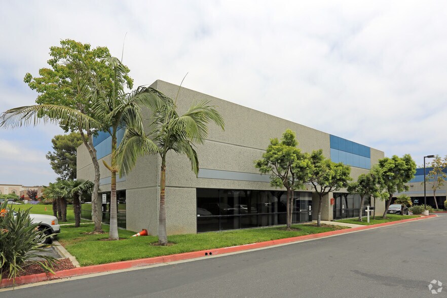 5145 Avenida Encinas, Carlsbad, CA à louer - Photo de l’immeuble – Image 3 sur 5