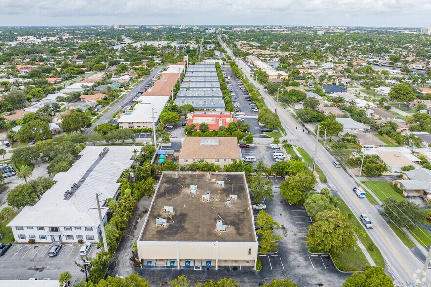 572 E McNab Rd, Pompano Beach, FL à louer - Aérien – Image 3 sur 12