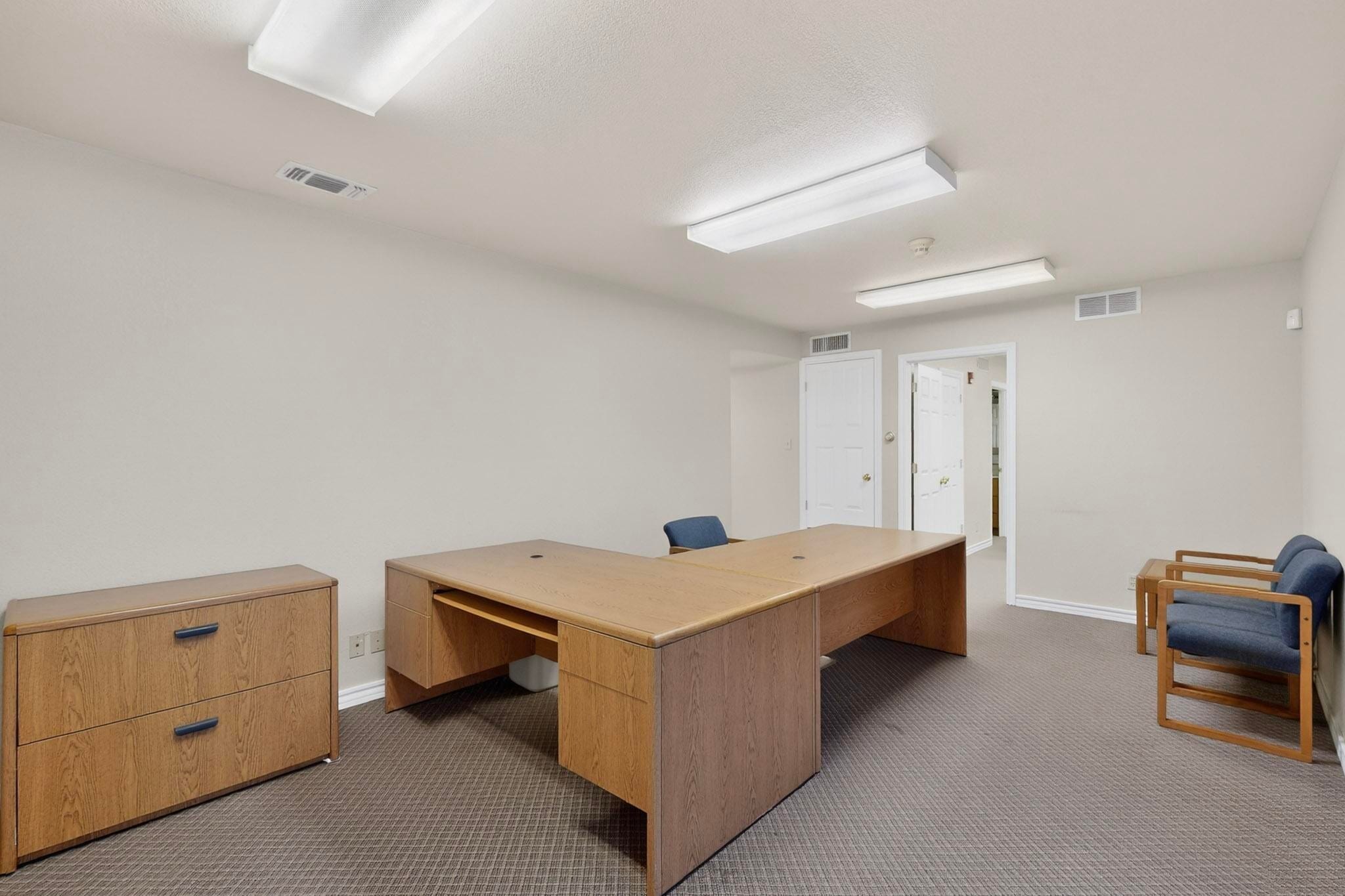 2620 Carson St, Haltom City, TX à louer Photo intérieure– Image 1 sur 16