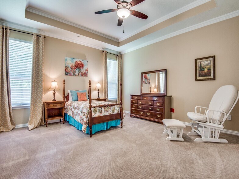 123 Cedar Ln, Keller, TX à vendre - Photo de l’immeuble – Image 2 sur 11