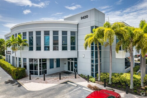 9420 Bonita Beach Rd, Bonita Springs, FL à louer Photo de l’immeuble– Image 1 sur 26