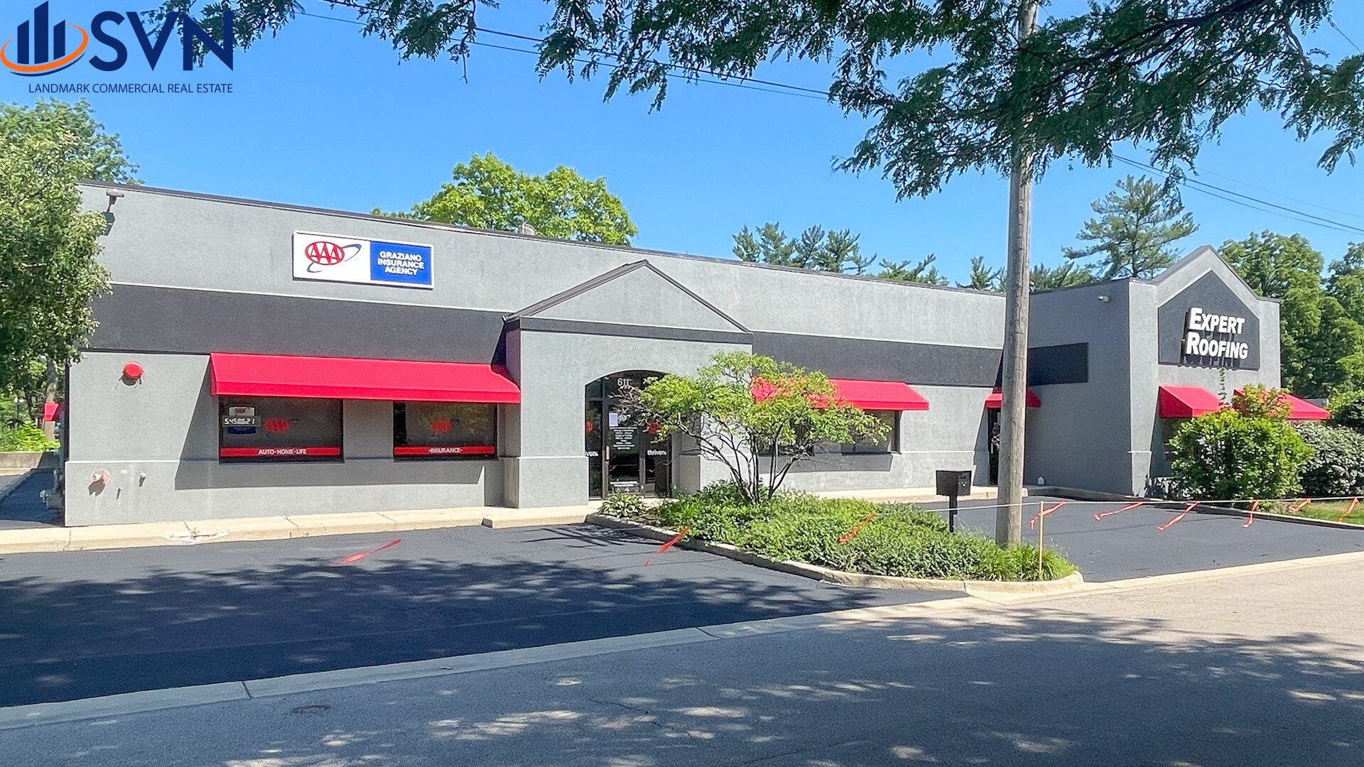 611 E State St, Geneva, IL à louer Photo de l’immeuble– Image 1 sur 8