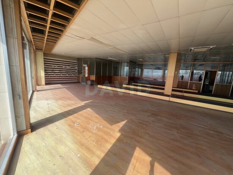 Industriel/Logistique dans Figueres, Gerona à vendre - Photo intérieure – Image 3 sur 11