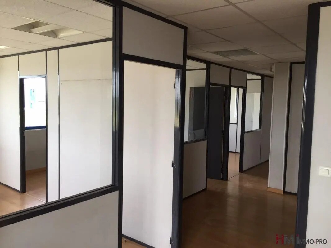 Bureau dans Harfleur à louer Photo de l’immeuble– Image 1 sur 6