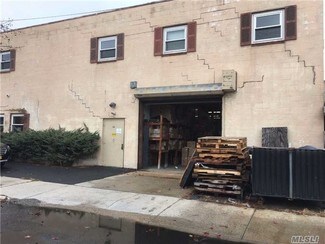 Plus de détails pour 16 McCarthy Rd, Island Park, NY - Industriel/Logistique à louer