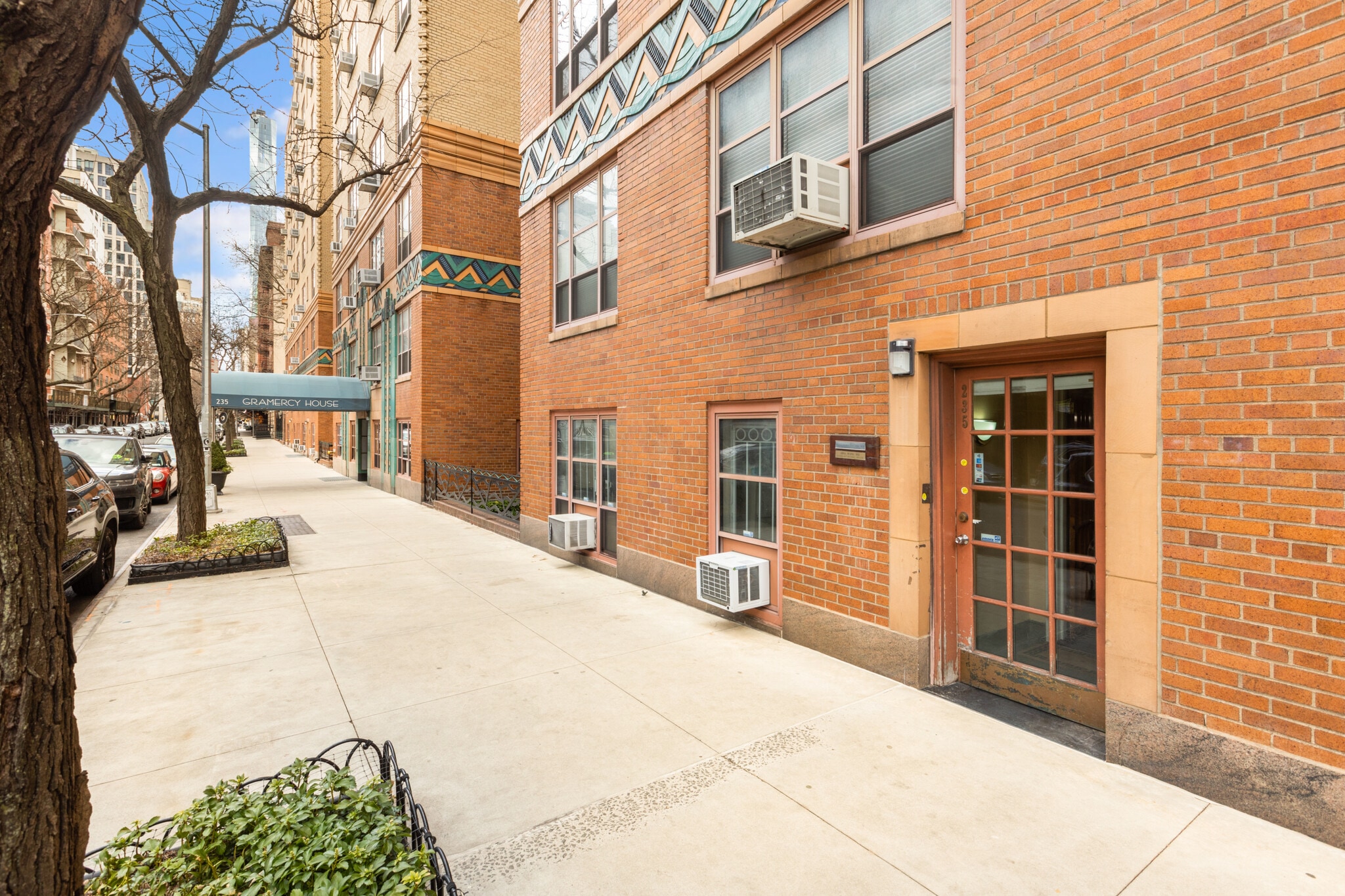 235 E 22nd St, New York, NY à vendre Photo principale– Image 1 sur 13
