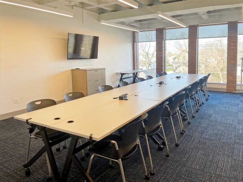 222 S Prospect Ave, Park Ridge, IL à louer - Photo intérieure – Image 2 sur 26