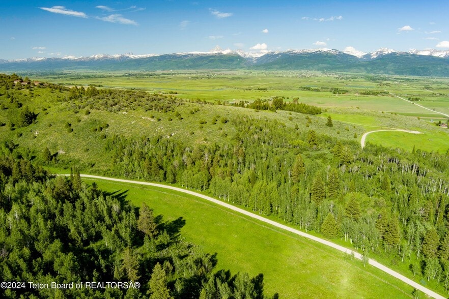 5450 Dry Henderson Rd, Victor, ID à vendre - Photo de l’immeuble – Image 3 sur 72