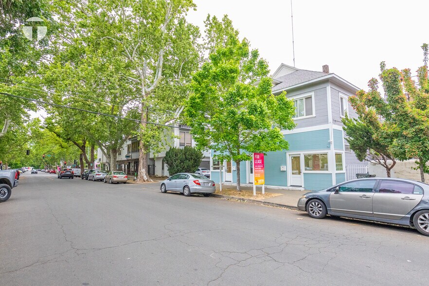 1117 24th St, Sacramento, CA à louer - Photo principale – Image 1 sur 16