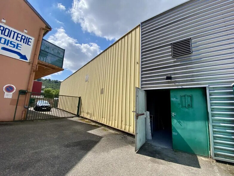 Local commercial dans Forbach à louer - Photo de l’immeuble – Image 2 sur 4