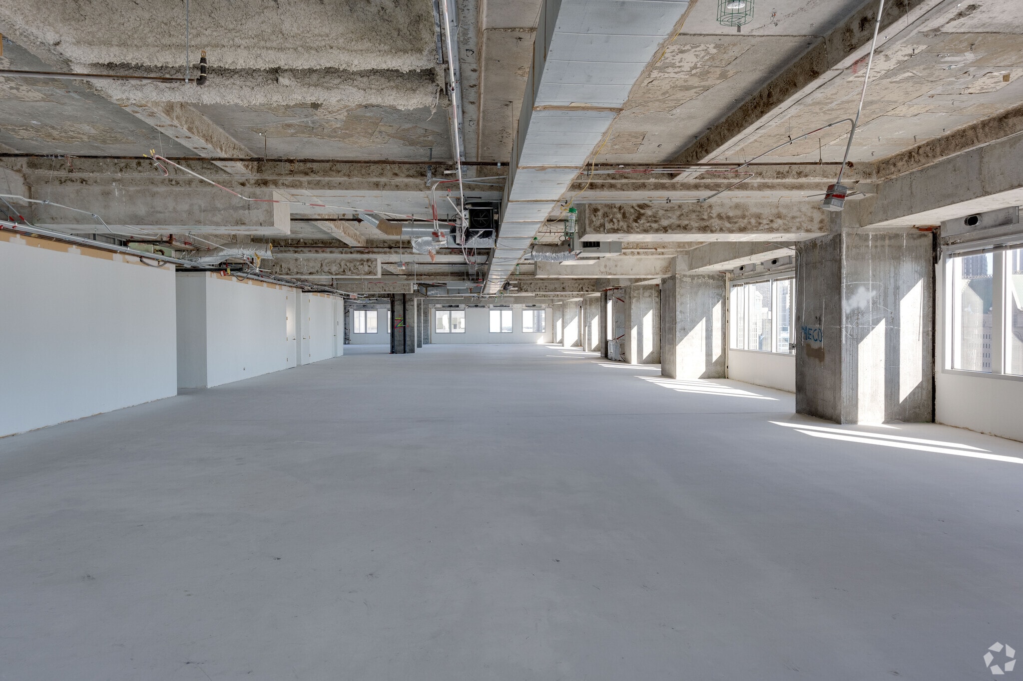 311 S Wacker Dr, Chicago, IL à louer Photo intérieure– Image 1 sur 6