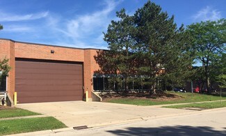 Plus de détails pour 160-180 Lexington Dr, Buffalo Grove, IL - Local d'activités à louer