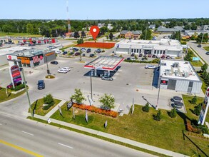 331-337 Caradoc St St, Strathroy, ON à louer Aérien– Image 1 sur 1
