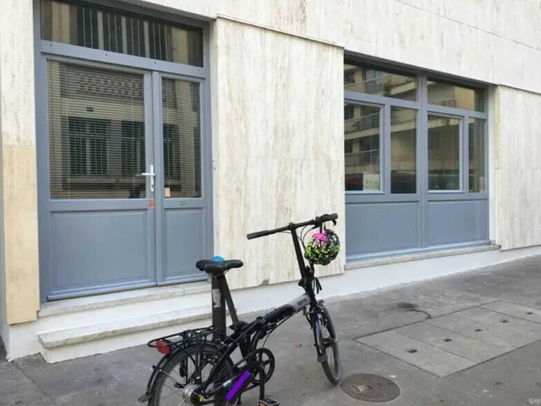 33 Rue Des Artistes, Paris à vendre - Photo de l’immeuble – Image 3 sur 11