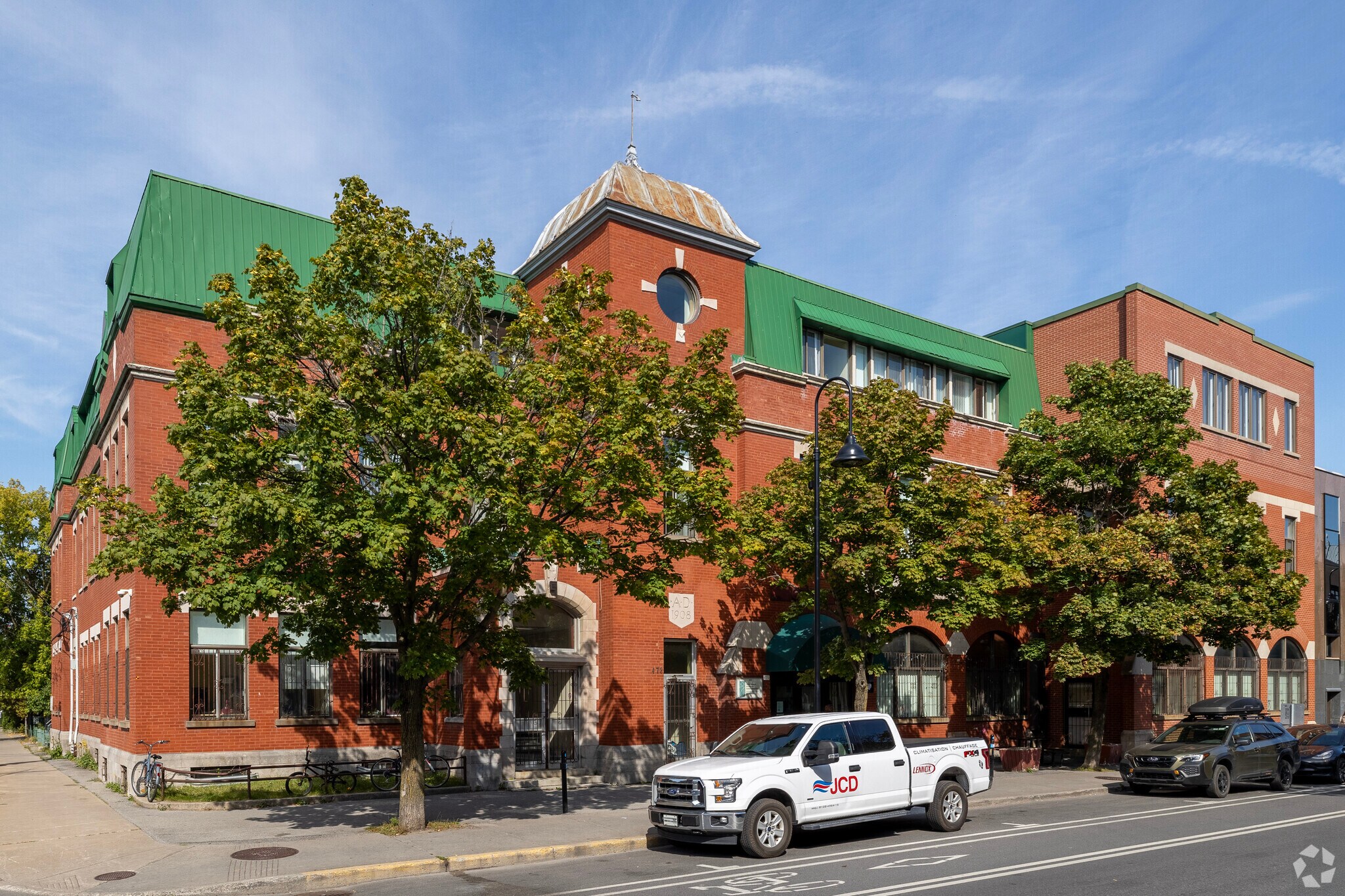 471-475 Av De L'église, Montréal, QC à vendre Photo principale– Image 1 sur 4