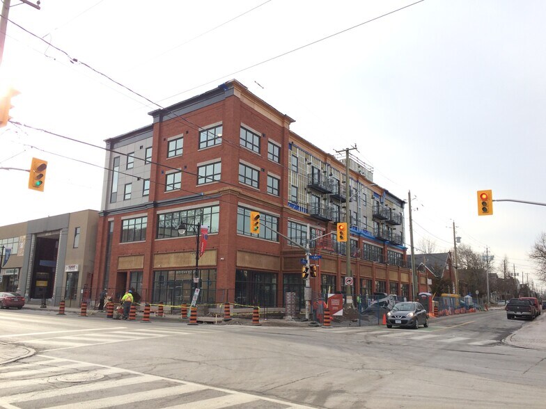 852 Bank St, Ottawa, ON à louer - Photo de l’immeuble – Image 3 sur 3