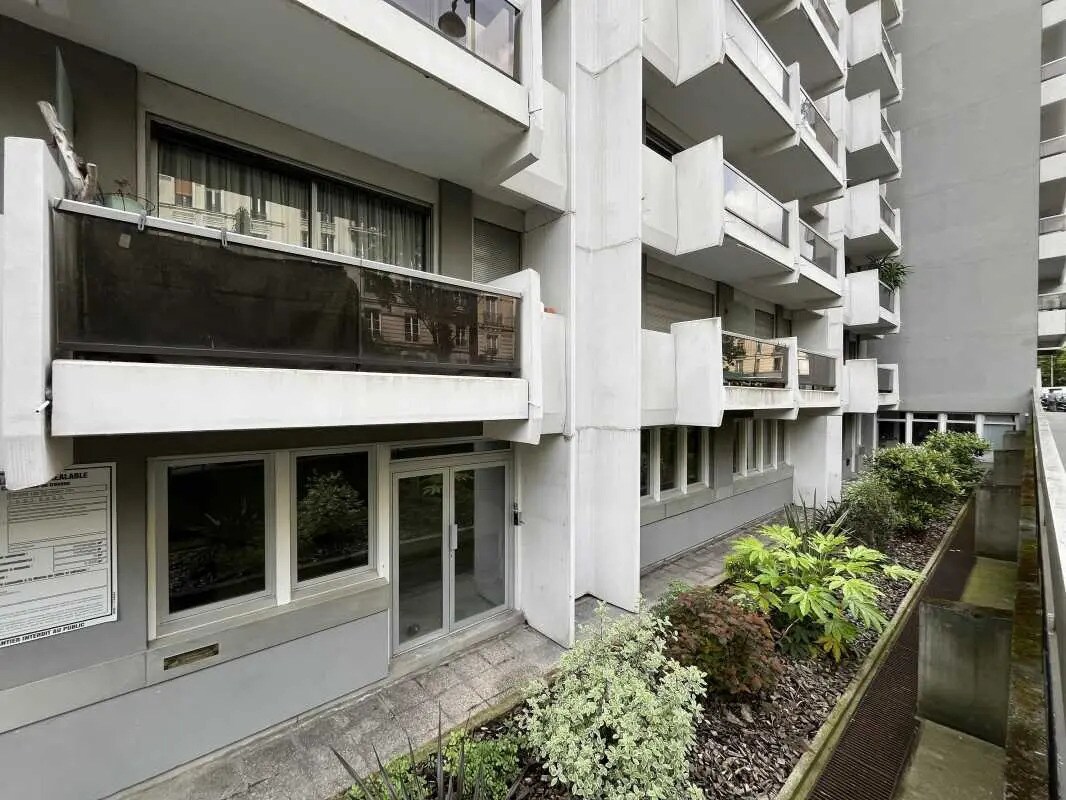 Bureau dans Paris à vendre Photo de l’immeuble– Image 1 sur 14