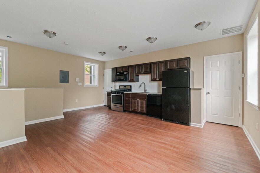 601 Whitelock St, Baltimore, MD à vendre - Photo de l’immeuble – Image 3 sur 35