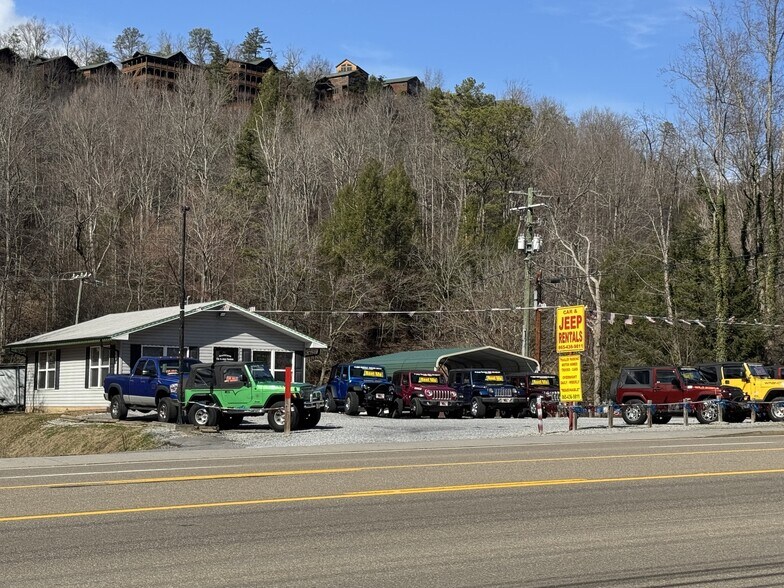 1011 E Parkway, Gatlinburg, TN à vendre - Photo de l’immeuble – Image 3 sur 9