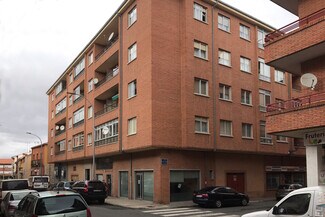 Plus de détails pour Calle Virgen de la Soterraña, 1, Ávila - Logement à vendre