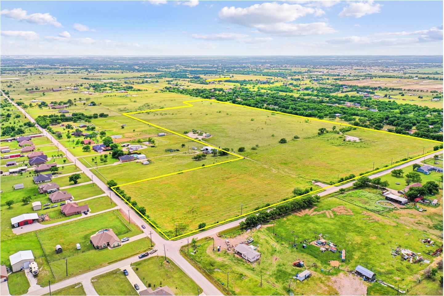 Seaborn Rd, Ponder, TX à vendre Photo de l’immeuble– Image 1 sur 11