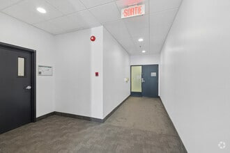 1400 Av St-Jean-Baptiste, Québec, QC à louer Photo intérieure– Image 2 sur 15
