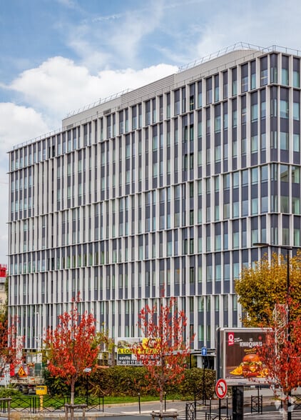 11 Avenue Dubonnet, Courbevoie à louer - Photo de l’immeuble – Image 2 sur 6