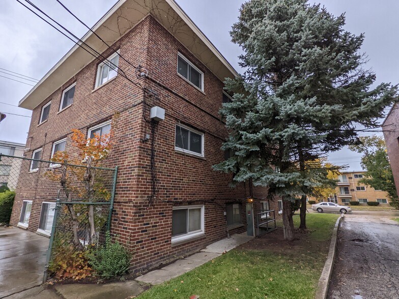 17802 Lakeshore Blvd, Cleveland, OH à vendre - Photo de l’immeuble – Image 2 sur 47
