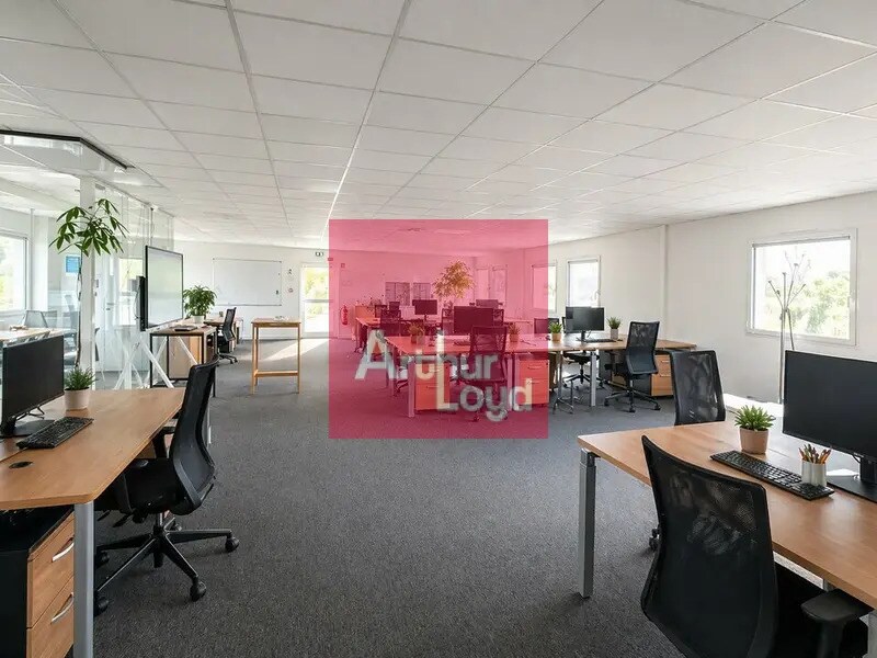 Bureau dans Clermont-Ferrand à louer Photo de l’immeuble– Image 1 sur 7