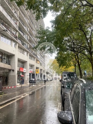 Plus de détails pour Local commercial à louer