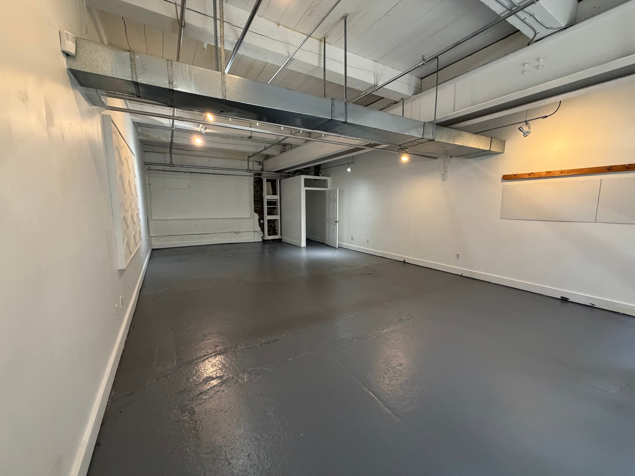 3502 Scotts Ln, Philadelphia, PA à louer Photo intérieure– Image 1 sur 5