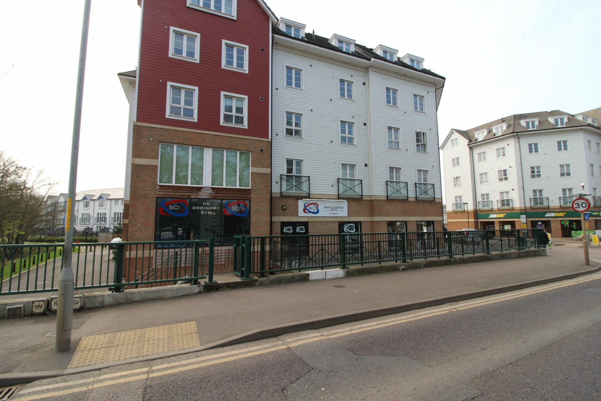 1-7 Crabapple Rd, Tonbridge à vendre Photo de l’immeuble– Image 1 sur 1