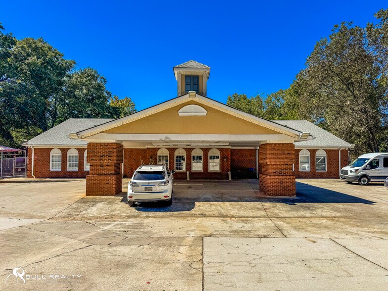 2326 Bouldercrest Rd SE, Atlanta, GA à vendre - Photo de l’immeuble – Image 3 sur 25