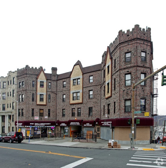 151-157 N Broadway, Yonkers, NY à louer - Photo principale – Image 1 sur 2
