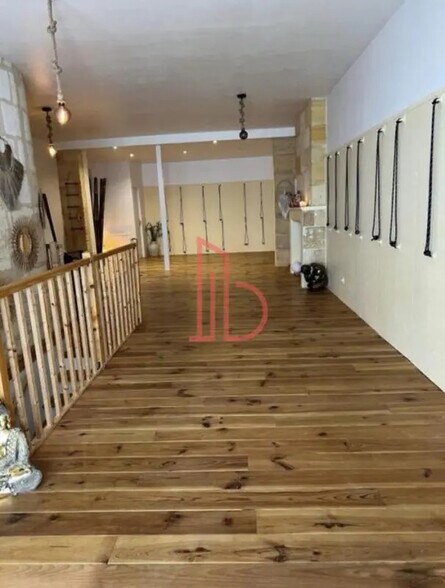 Bureau dans Bordeaux à louer - Photo de l’immeuble – Image 3 sur 5