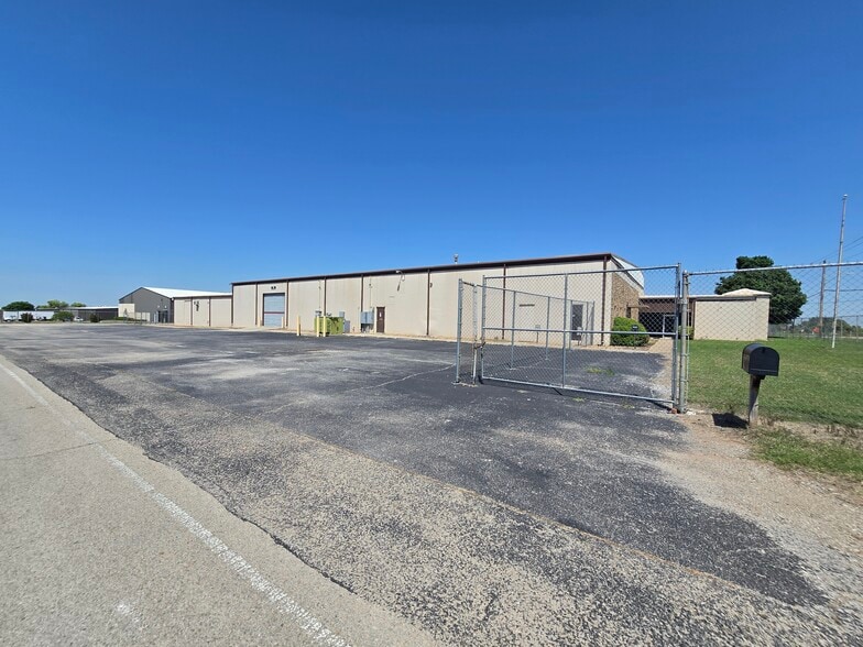 501 SE 27th St, El Reno, OK à vendre - Photo principale – Image 1 sur 24