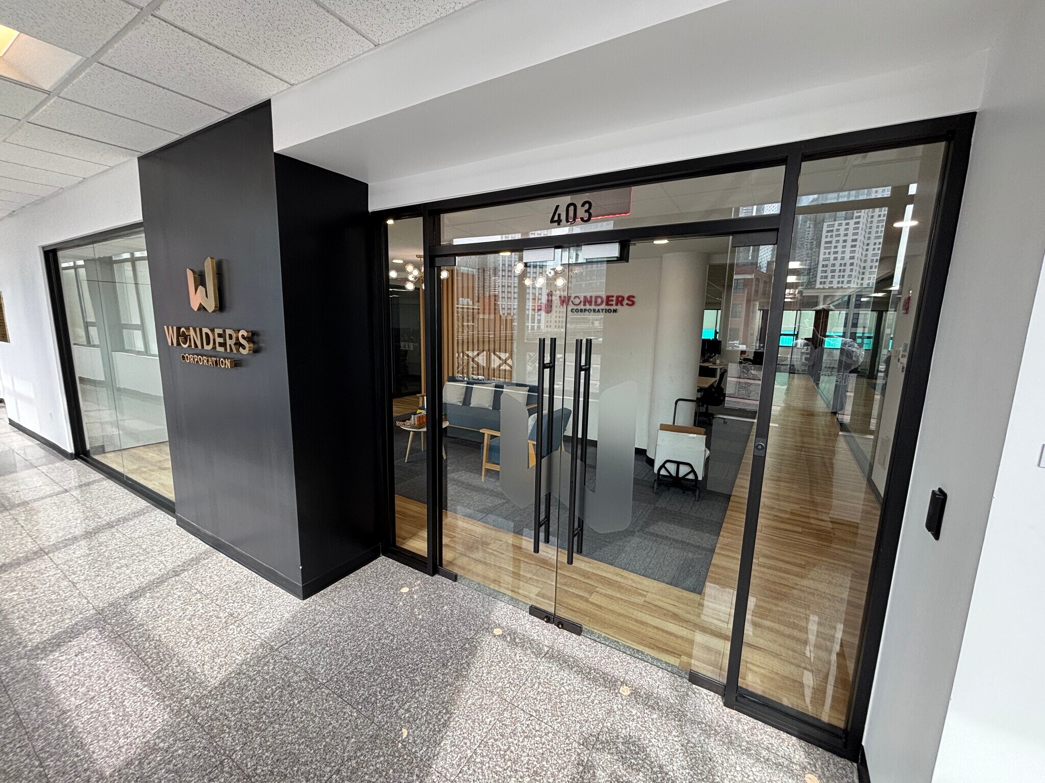 30-30 Northern Blvd, Long Island City, NY à louer Photo intérieure– Image 1 sur 8