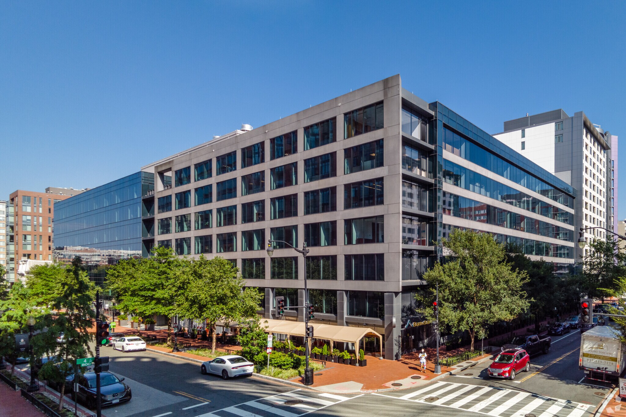 425 I St NW, Washington, DC à louer Photo de l’immeuble– Image 1 sur 6