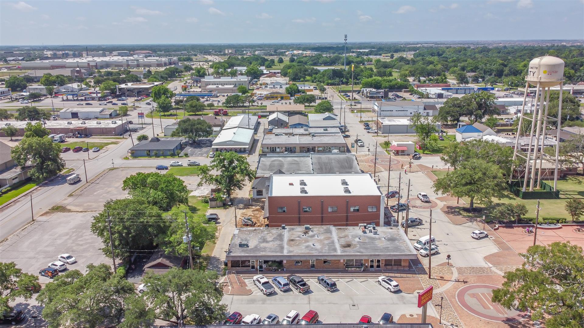 5613 3rd St, Katy, TX à louer Photo principale– Image 1 sur 4