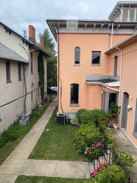 433 Franklin St, Buffalo, NY à louer - Photo de l’immeuble – Image 3 sur 12