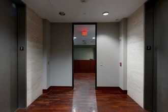 5251 Westheimer Rd, Houston, TX à louer Numérisation 3D Matterport– Image 1 sur 3