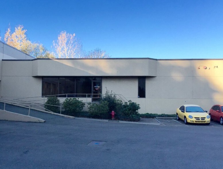 6306 215th St SW, Mountlake Terrace, WA à louer - Photo principale – Image 1 sur 5