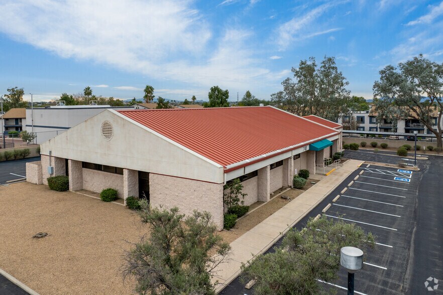 7740 E Speedway Blvd, Tucson, AZ à louer - Photo de l’immeuble – Image 3 sur 18