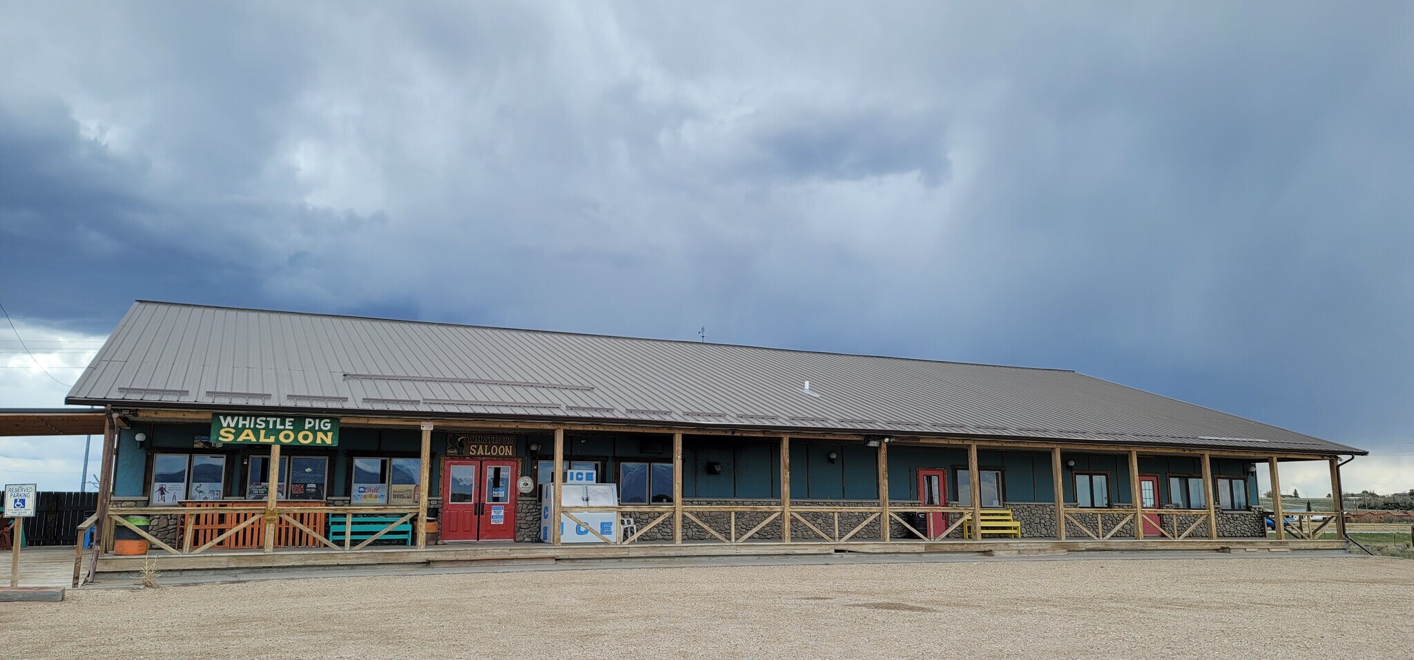 2000 Hwy 130, Saratoga, WY à vendre Photo principale– Image 1 sur 20