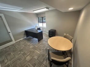841 Front St, Louisville, CO à louer Photo intérieure– Image 1 sur 2