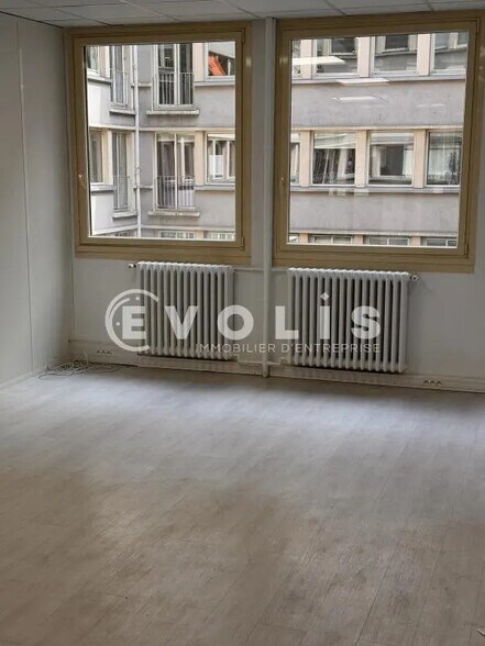Bureau dans Paris à louer - Photo de l’immeuble – Image 2 sur 11