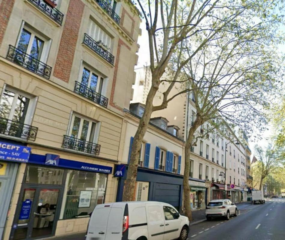 Local commercial dans Clichy à louer Photo de l’immeuble– Image 1 sur 4