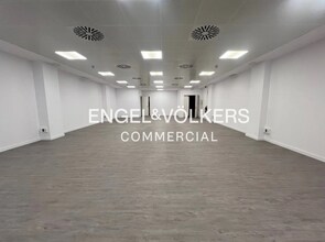 Bureau dans Esplugues de Llobregat, Barcelona à louer Photo intérieure– Image 1 sur 16